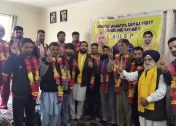SBSP Witnesses Major Boost in Srinagar as Prominent Figures from Five Districts Join Party in Presence of J&K President Vivek Bali