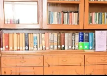 Molvi Imran Ansari Meets LG Sinha, Demands Revival of Traditional Ashura Route, Real-Time District Coordination for Muharram