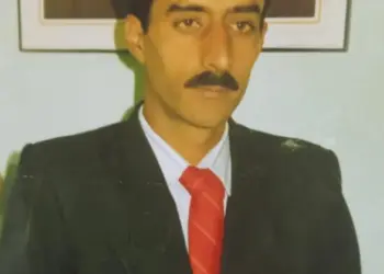 شاید کہ اتر جائے تیرے دل میں میری بات