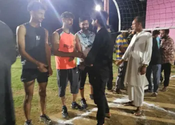 Wajahat Raina inaugurates Night Volleyball Tournament in Bandipora