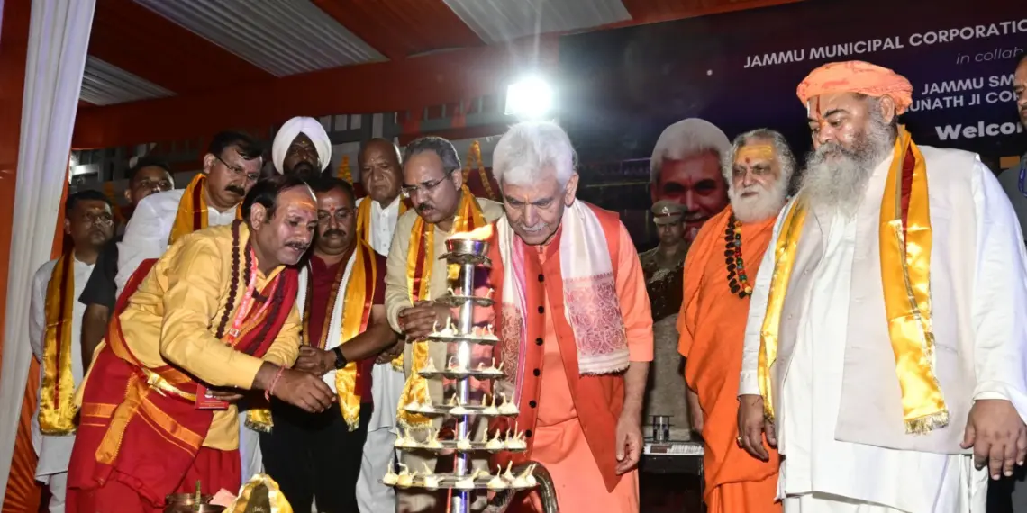 Lieutenant Governor attends Tawi Aarti on the eve of Shri Amarnath Ji Yatra