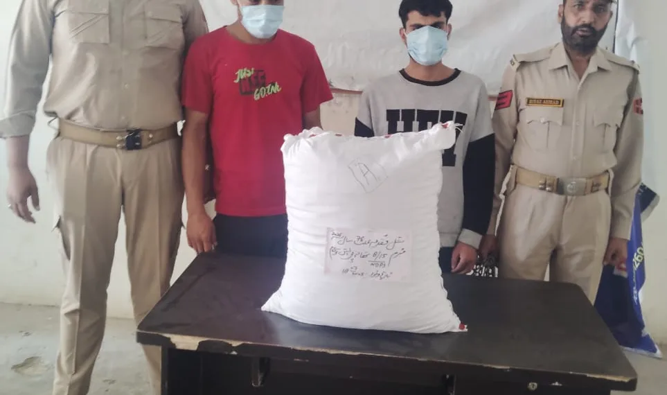 Three Held with Narcotics in Baramulla, Kulgam; Truck Seized, Brown Sugar and Poppy Straw Recovered