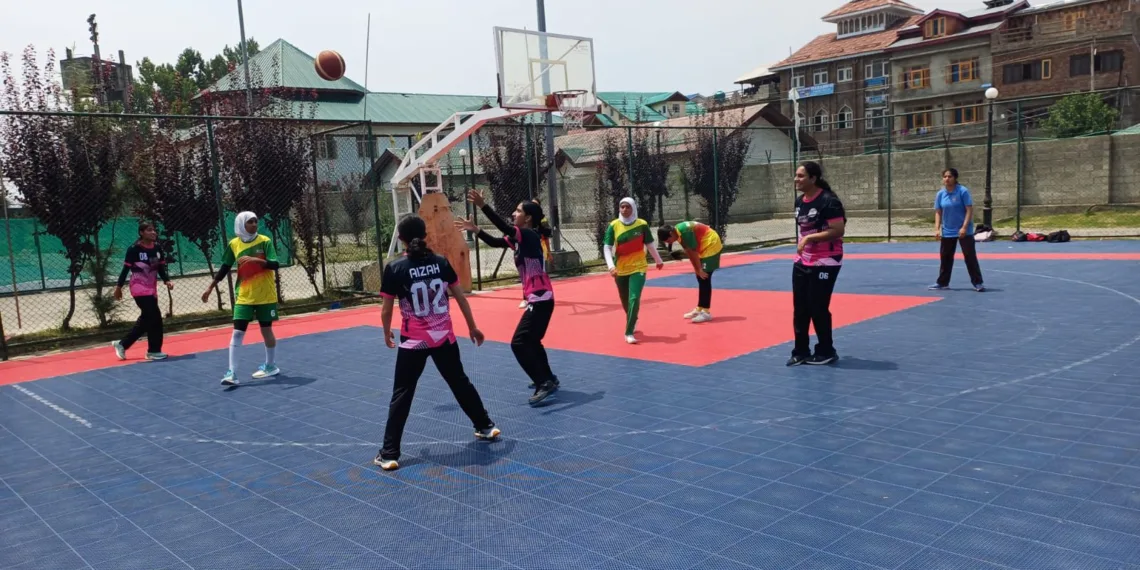 Despite Hot Weather Conditions, Massive Student Participation Marks Sports Atmosphere In Sgr