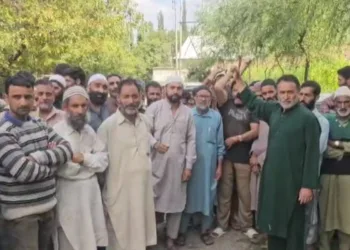 “Denied Education Beyond Middle School”: Khag Shanglipora Residents Demand Girls’ School Upgrade