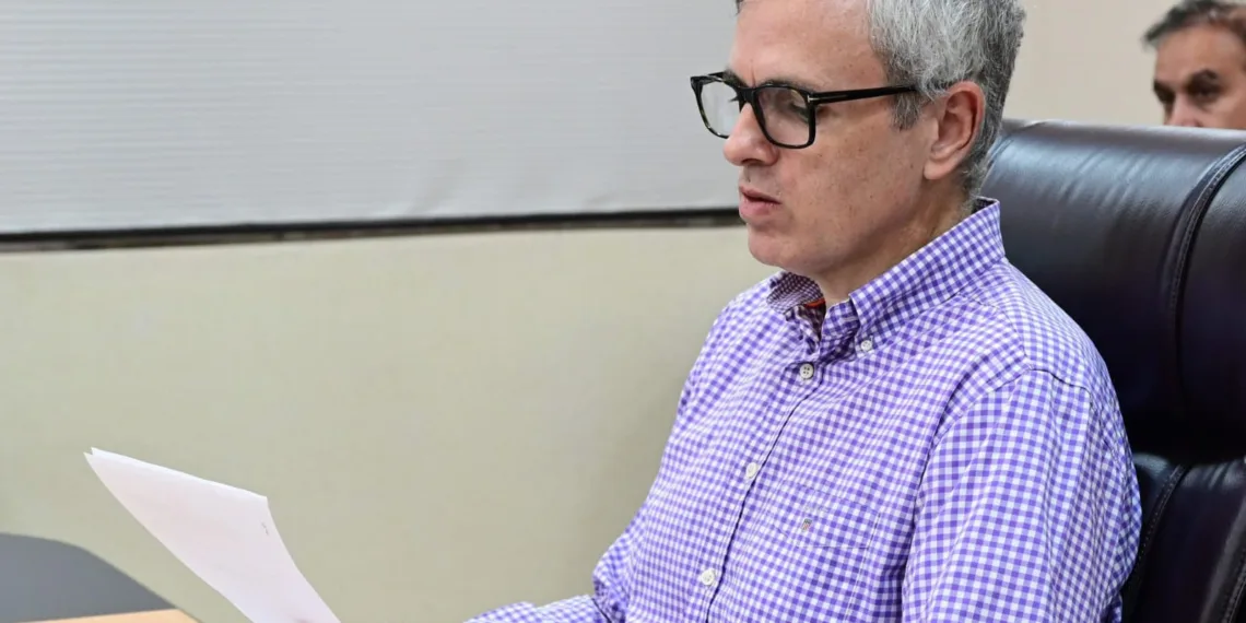 CM Omar Orders Crackdown on Unsafe Food, Announces District-Level Testing Labs