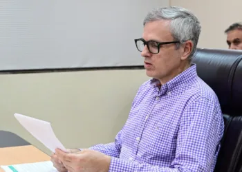 CM Omar Orders Crackdown on Unsafe Food, Announces District-Level Testing Labs