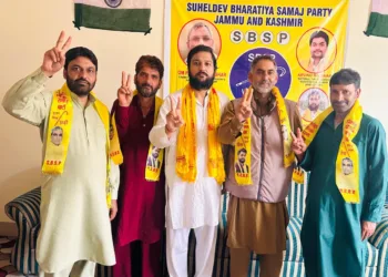 Senior CPIM Leaders from Kulgam Switch to SBSP, Boost Party Base in South Kashmir