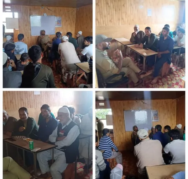 Handwara Police Strengthens Community Ties with Public Meeting in Ashpora, Kralgund