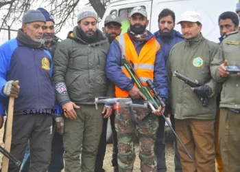 Human Negligence Behind Rising Wild Animal Movement; Black Bear Continues Srinagar City Tour