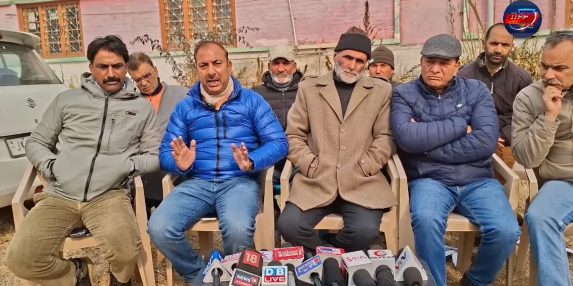 Contractors Association Sonawari, Bandipora Raise Alarm Over Delayed Payments