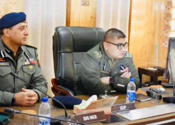 IGP Kashmir Orders Tight Monitoring of Crime-Prone Areas, Faster Investigations