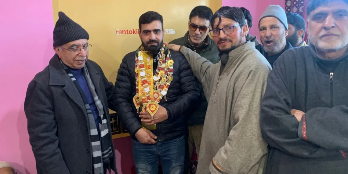 PDP Block President Kunzer Javid Ahmad Joins Apni Party