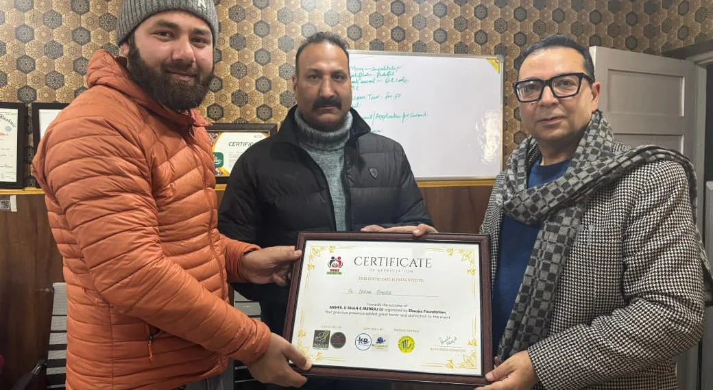 Dr Ibrar Bashir Honoured by Ehsaas Foundation for His Service to Humanity