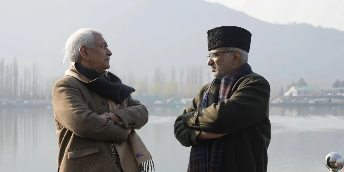 Vice-President Radhakrishnan Mesmerized by Dal Lake’s Beauty, Lauds J&K’s Transformation