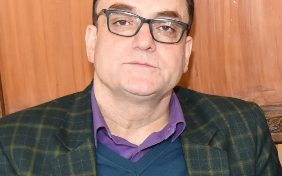 Govt Medical College Srinagar, Associated Hospitals Mourns Untimely Demise of Dr. Riyaz Ahmad Magray