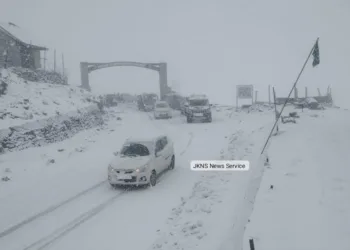 Fresh Snowfall Recorded at Peer Ki Gali Along Mughal Road