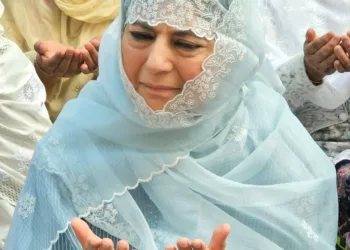 Mehbooba Mufti extends warm greetings to the people on the auspicious occasion of Eid-ul-Fitr.