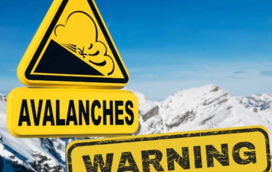 Avalanche Alert Issued for Ganderbal, Public Asked to Stay Away from High-Risk Areas