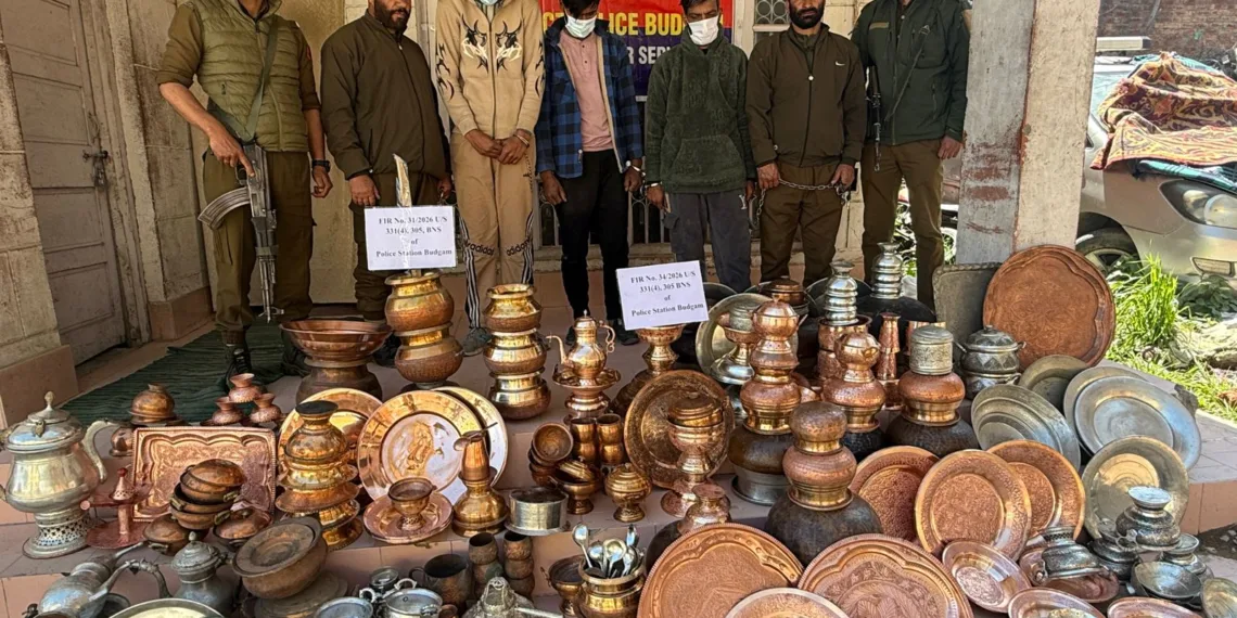 Budgam Police Solved Three Theft Cases, Accused Arrested, Property Worth Lakhs Recovered