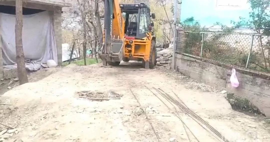 Kupwara Residents Laud MLA Mir Fayaz for Bringing Roads, Drinking Water to Remote Lishtiaal