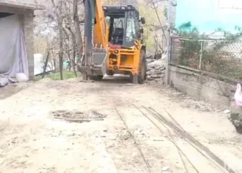 Kupwara Residents Laud MLA Mir Fayaz for Bringing Roads, Drinking Water to Remote Lishtiaal