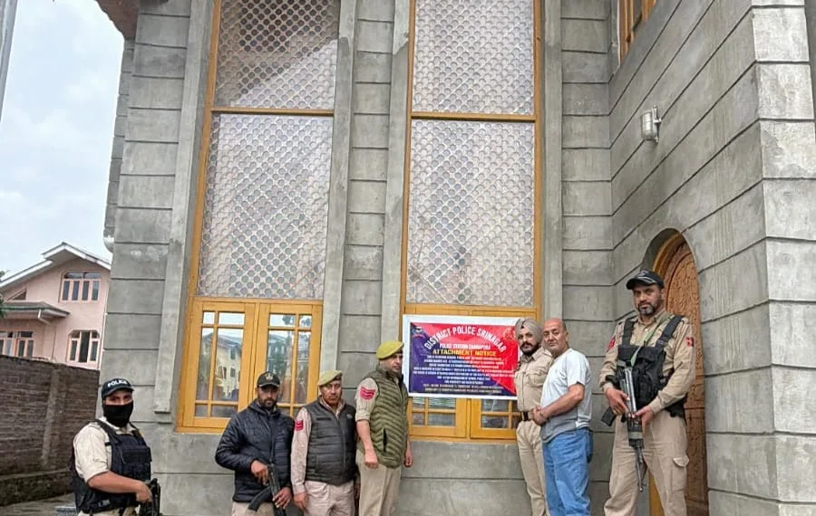 Srinagar Police Tightens Noose on Drug Mafia; Properties Worth Over ₹2 Crore Attached Under Nasha Mukt J&K Abhiyan
