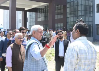 LG Manoj Sinha Reviews Amarnath Yatra Preparations at Pantha Chowk Yatri Niwas