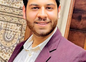Adv. Maroof Khan Calls for Immediate Release of Salaries
