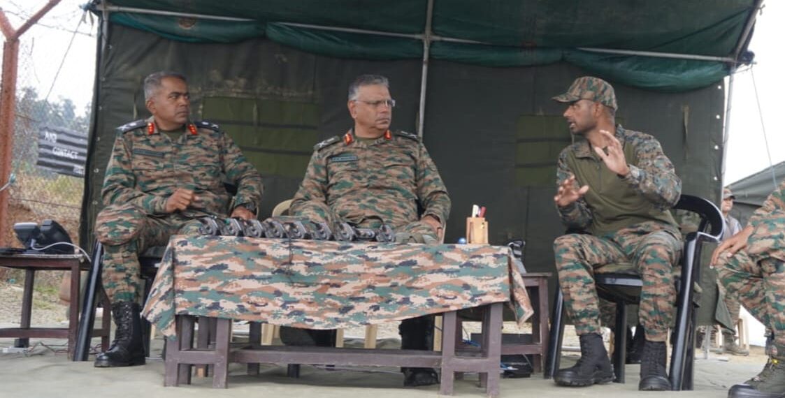 White Knight Corps Commander Reviews Operation Sheruwali in Poonch Hinterland