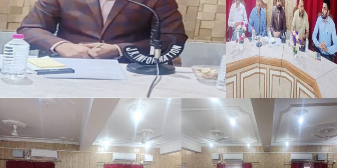 SDM Karnah Holds Maiden Meeting with Officers, Focuses on Development and Public Welfare