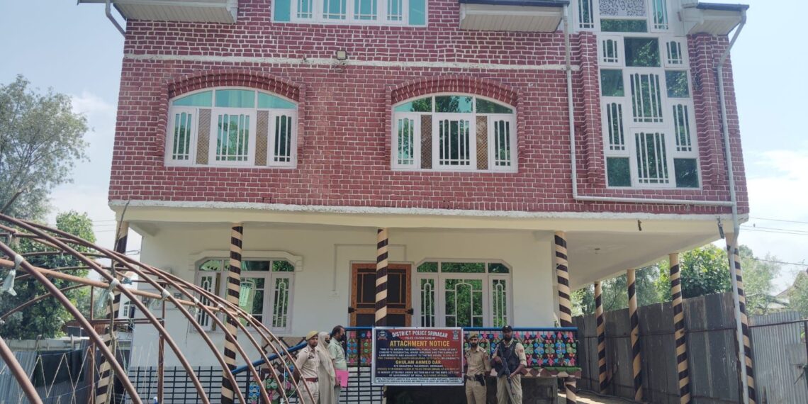 Srinagar Police Tightens Noose on Drug Network, Attaches Properties Worth ₹4 Crore Under NDPS Act