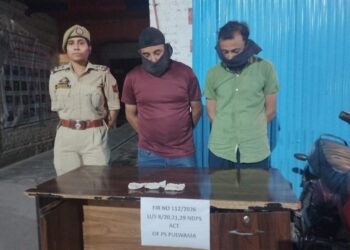Pulwama Police Busts Drug Supply Chain, Arrests Two Peddlers with Heroin and Charas; NDPS Case Registered