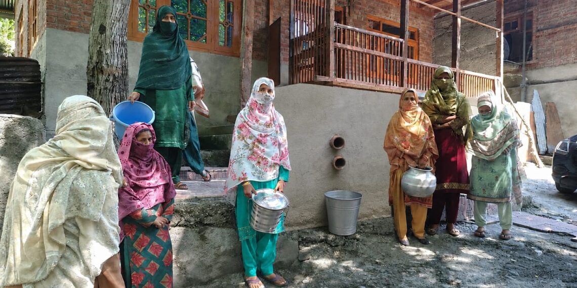 Natural Springs in Karnah on the Verge of Disappearing as Water Crisis Deepens