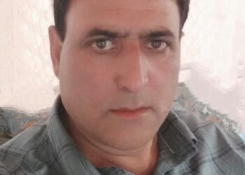 الد محترم کو ہم سے بچھڑے ہوئے پورے نو سال گزر گئے