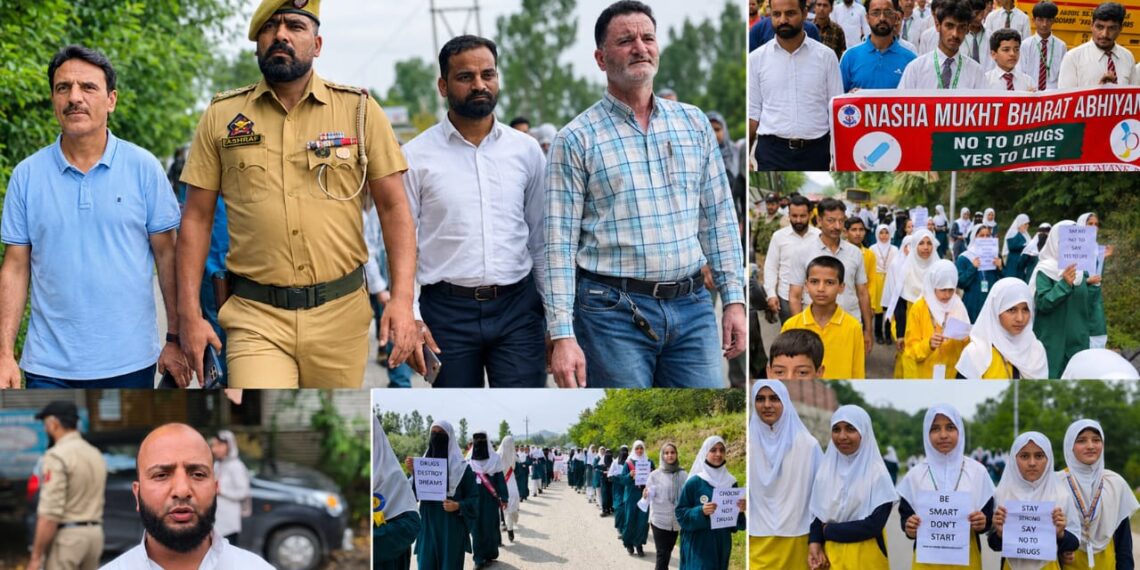 Mega Padyatra Held in Beerwah Under Nasha Mukt Bharat Abhiyan; Students Lead Anti-Drug Awareness Campaign