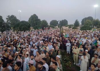 Thousands Throng Hazratbal as Eid-e-Milad-un-Nabi (SAW) Observed Across Kashmir