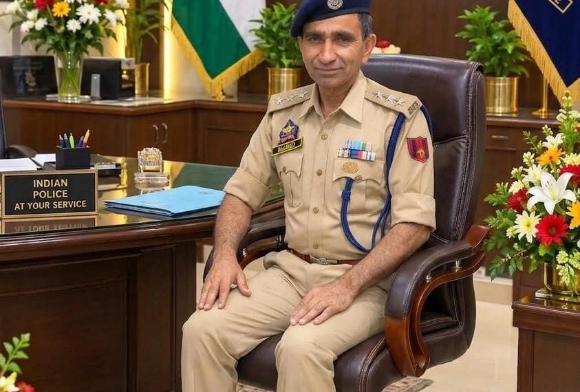 Riyaz Ahmed Mir Promoted to DYSP; Karnah’s Social, Literary and Academic Circles Extend Congratulations.