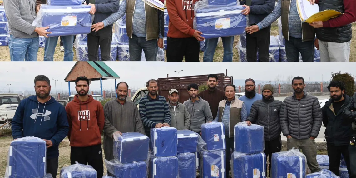 ADDC Shopian provides Ice Boxes to fishermen to strengthen fisheries sector under JKCIP