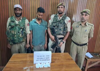 Anantnag Police Arrests Drug Peddler, Heroin & Charas Recovered