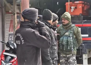 NSG Bomb Squad Reaches Nowgam Police Station for Post-Blast Investigation