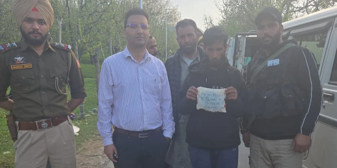 Drug Peddler Held in Shopian; 120 Grams Charas-Like Substance Recovered