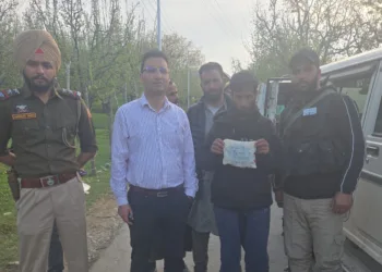 Drug Peddler Held in Shopian; 120 Grams Charas-Like Substance Recovered