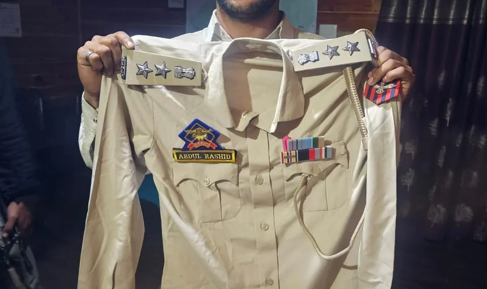 Man Caught in Anantnag for Impersonating Senior Police Officer