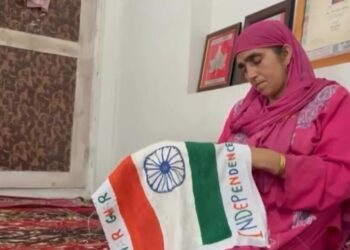 Kulgam Artisan Hand-Stitches National Flag Using Traditional Kashmiri Embroidery