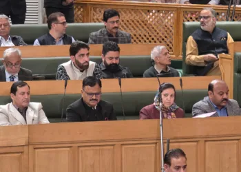 House Erupts Over Cross-Voting Allegations; Deputy CM Warns, “Sarei Raaz Khuul Dunga”