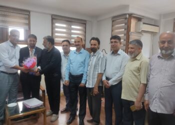 Veteran Trade Union Leader and Chief Manager Mushtaq Ahmad Bhat Accorded Warm Farewell