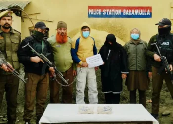 Baramulla Police arrest two drug peddlers; 964 grams of heroin seized