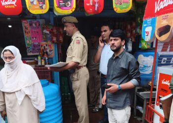 Massive Anti-Child Labour Crackdown Launched in Baramulla; Eight Suspected Minor Labourers Rescued