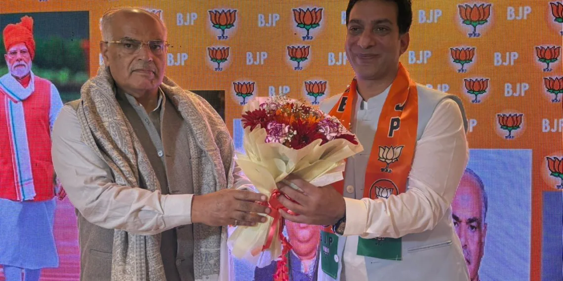 Prominent Hotelier Sahil Reshie joins BJP at Srinagar