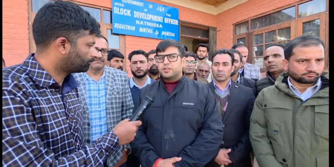 Block Diwas Held at Nutnusa, DC Kupwara Directs Officials to Address Public Grievances